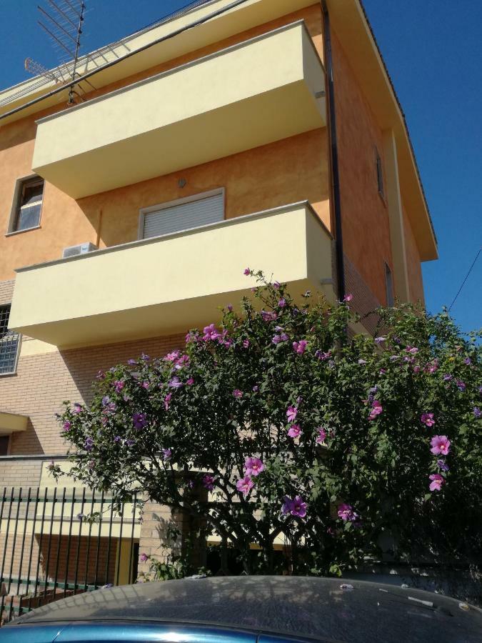 Bb Smallville Fiumicino Exterior photo